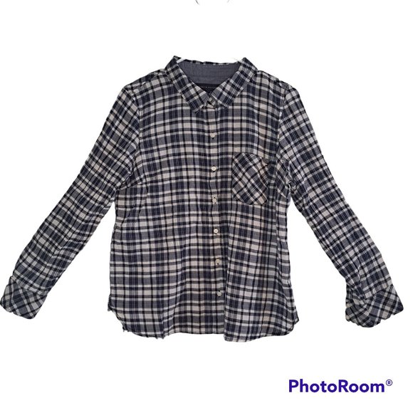 Tommy Hilfiger Tops - Tommy Hilfiger Blue White Lightweight Plaid Button-Up Shirt Size Large